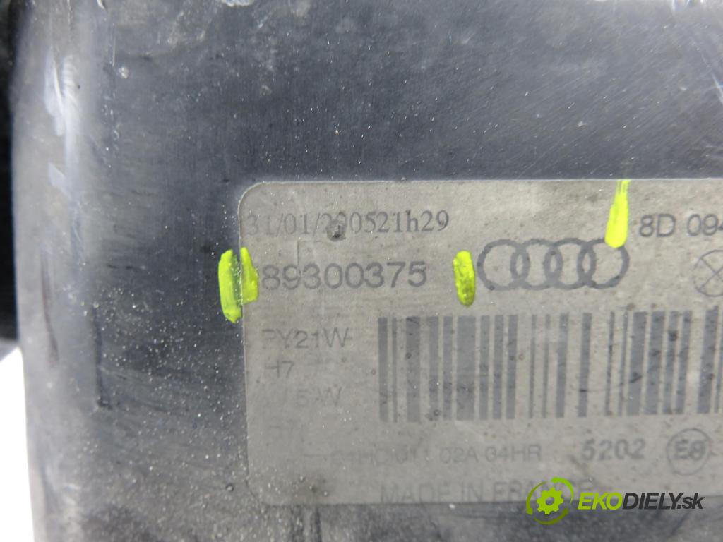 AUDI A4 Avant (8D5, B5) KOMBI 1999 81,00 1.9 TDI - AFN 1896,00 Svetlo LP 8D0941029AK ; 89300375