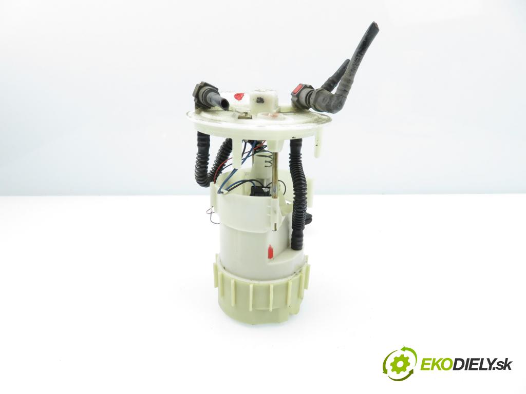 RENAULT SCENIC II (JM0/1_) MINIVAN 2004 82,00 1.6 16V (JM1R) - K4M 766 1598,00 Pumpa paliva 8200130191D