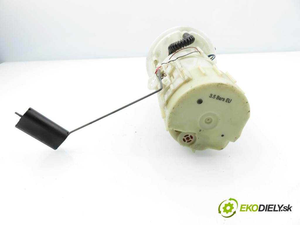 RENAULT SCENIC II (JM0/1_) MINIVAN 2004 82,00 1.6 16V (JM1R) - K4M 766 1598,00 Pumpa paliva 8200130191D