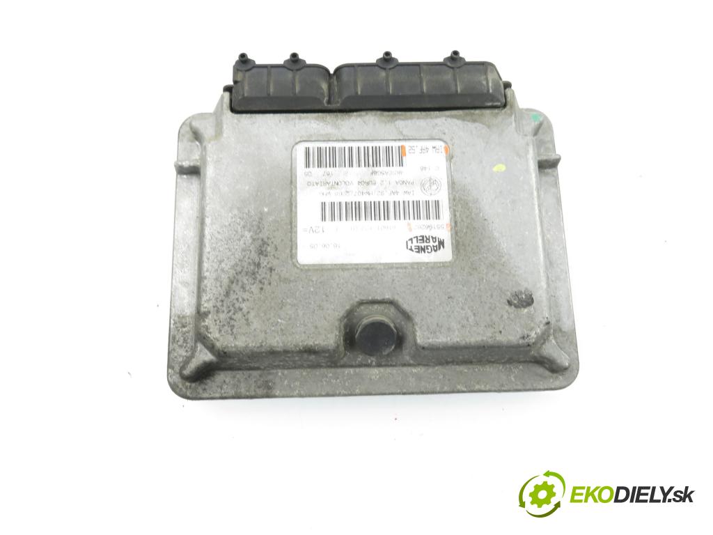 FIAT PANDA (169_) HB 2003 44,00 1.2 - 188 A4.000 1242,00 Riadiaca jednotka Motor 55196262 ; IAW4AFS2