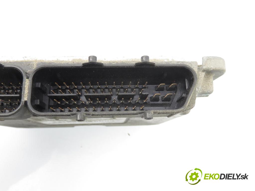 FIAT PANDA (169_) HB 2003 44,00 1.2 - 188 A4.000 1242,00 Riadiaca jednotka Motor 55196262 ; IAW4AFS2