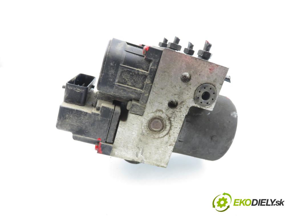 AUDI A4 Avant (8D5, B5) KOMBI 1998 66,00 1.9 TDI - AHU 1896,00 Pumpa ABS 0273004281 ; 0265216559 ; 8E0614111AB (Pumpa ABS)