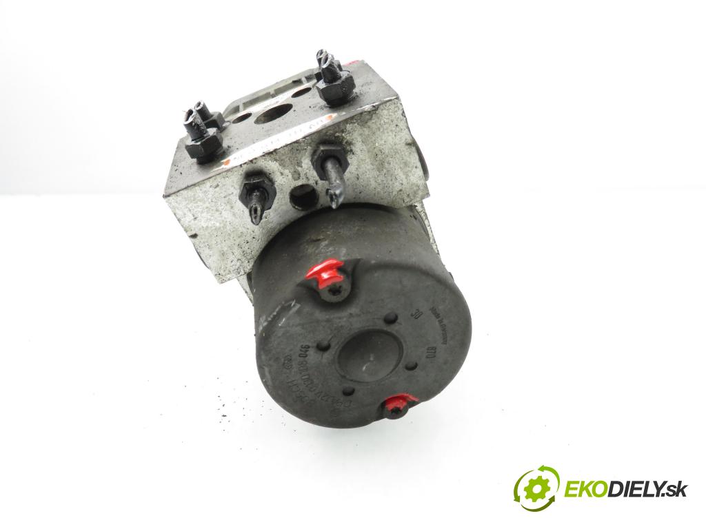 AUDI A4 Avant (8D5, B5) KOMBI 1998 66,00 1.9 TDI - AHU 1896,00 Pumpa ABS 0273004281 ; 0265216559 ; 8E0614111AB (Pumpa ABS)