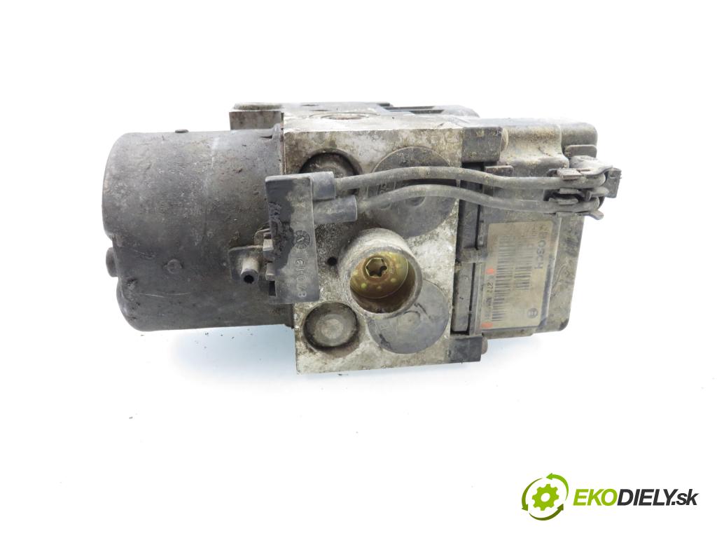 AUDI A4 Avant (8D5, B5) KOMBI 1998 66,00 1.9 TDI - AHU 1896,00 Pumpa ABS 0273004281 ; 0265216559 ; 8E0614111AB (Pumpa ABS)
