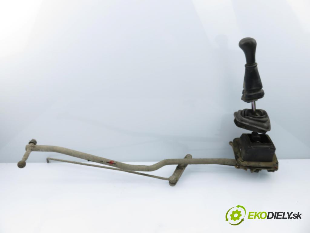 VW TRANSPORTER IV Platforma / podwozie (70E, 70L, 70M, 7DE, 7DL KABINA/PLATFORMA 1994 45,00 1.9 D - 1X 1896,00 ZVEDÁK: 