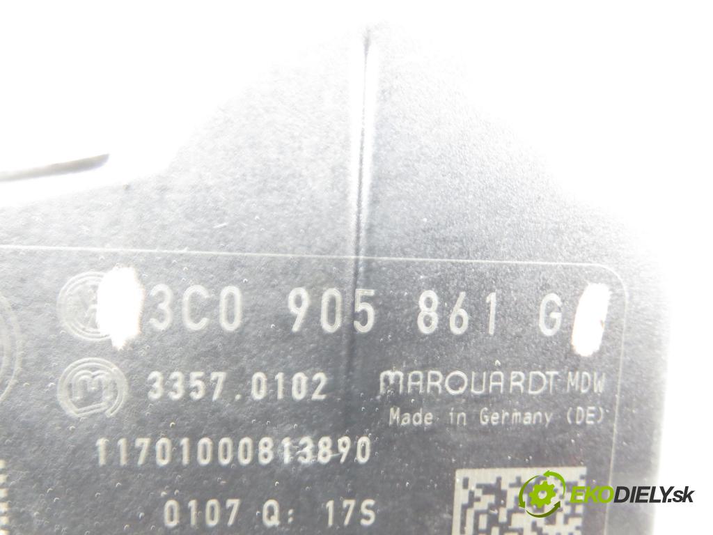 VW PASSAT B6 Variant (3C5) KOMBI 2007 77,00 1.9 TDI - BXE 1896,00 blokáda tyče volantu 3C0905861G