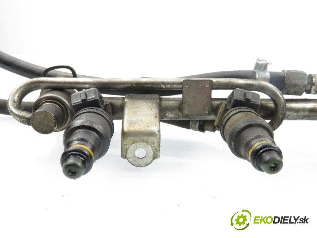 VW PASSAT B5 Variant (3B5) KOMBI 1998 110,00 1.8 T - AEB 1781,00 Lišta vstrekovacia 0280150447 ; 058133551 ; 068133681 (Vstrekovacia lišta)