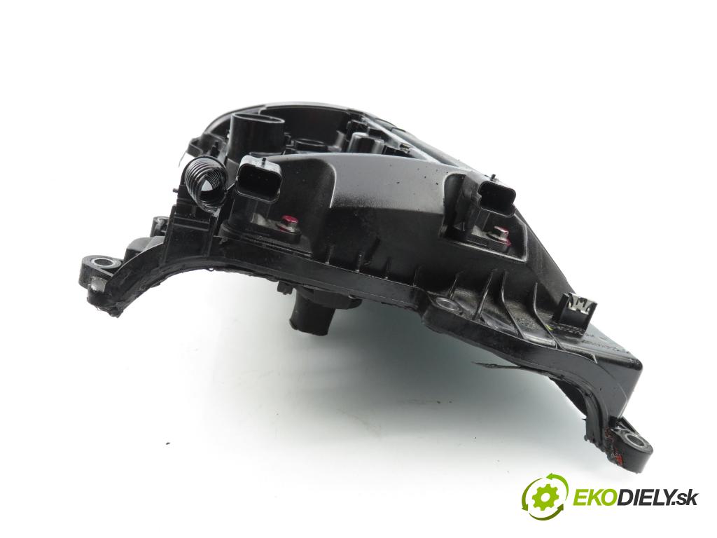 PEUGEOT 308 (4A_, 4C_) HB 2007 88,00 1.6 VTi 120 - 5FW (EP6) 1598,00 Kryt Ventilov V757272480 ; M03017B180 ; M03017B150