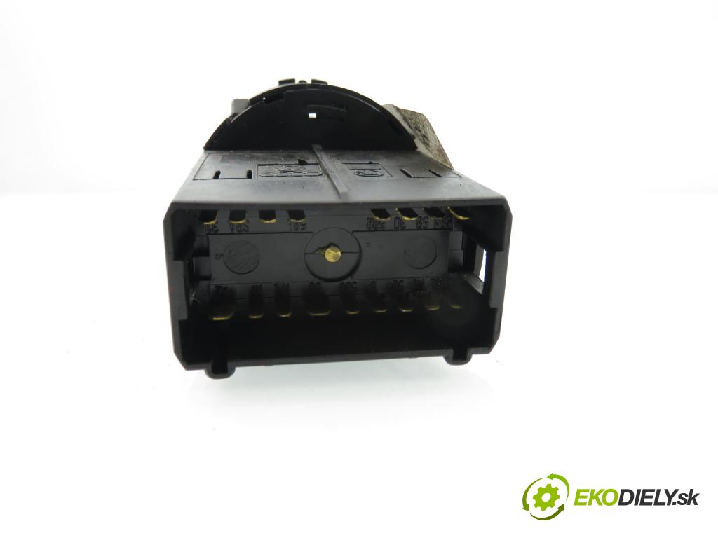 AUDI A3 (8L1) HB 2001 110,00 1.8 T - AGU 1781,00 prepínač svetlá 8L1941531E