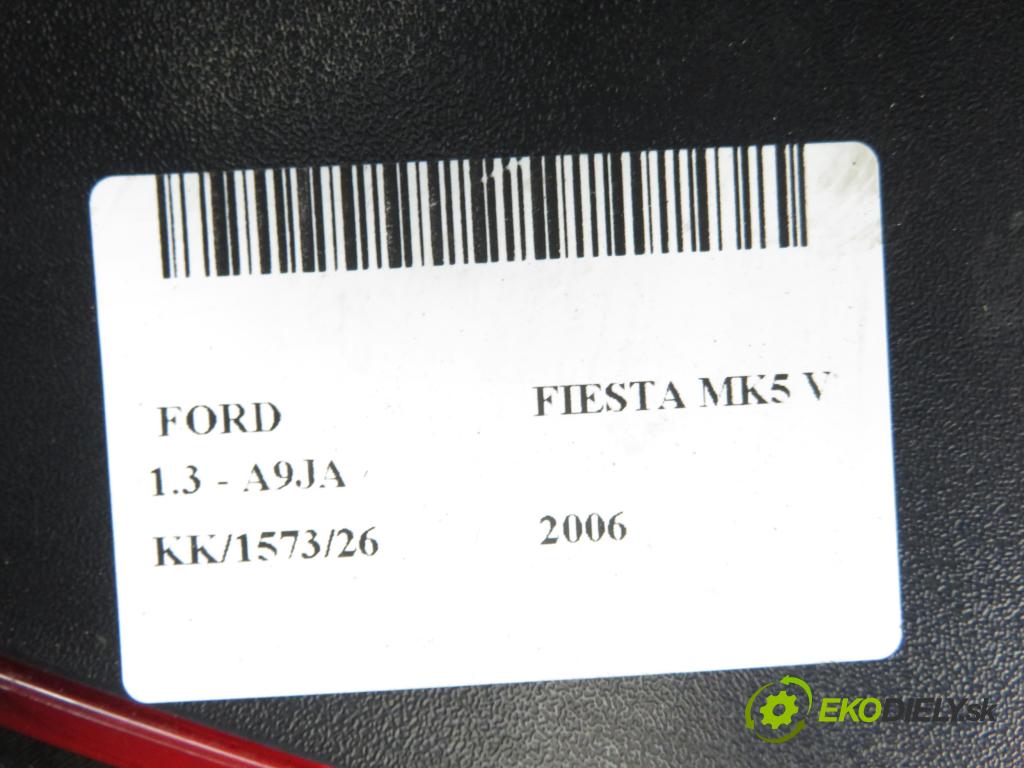 FORD FIESTA V (JH_, JD_) HB 2006 51,00 1.3 - A9JA 1299,00 Svetlo pravé zadné
