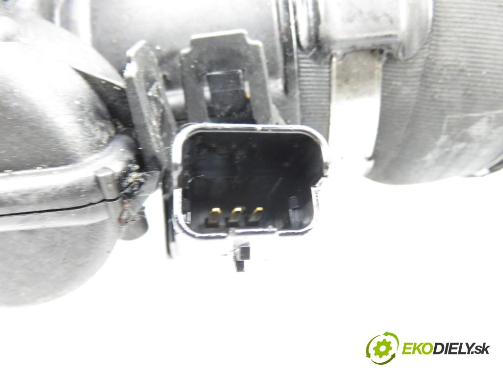 PEUGEOT EXPERT Skrzynia (VF3A_, VF3U_, VF3X_) FURGON 2008 66,00 1.6 HDi 90 16V - 9HU (DV6UTED4) 1560,00 Škrtiaca klapka 25365223 ; 25365222 (Škrtiaca klapka)