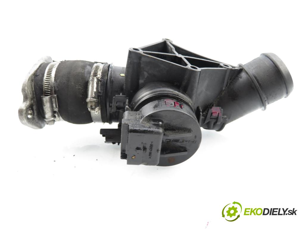 PEUGEOT EXPERT Skrzynia (VF3A_, VF3U_, VF3X_) FURGON 2008 66,00 1.6 HDi 90 16V - 9HU (DV6UTED4) 1560,00 Škrtiaca klapka 25365223 ; 25365222 (Škrtiaca klapka)