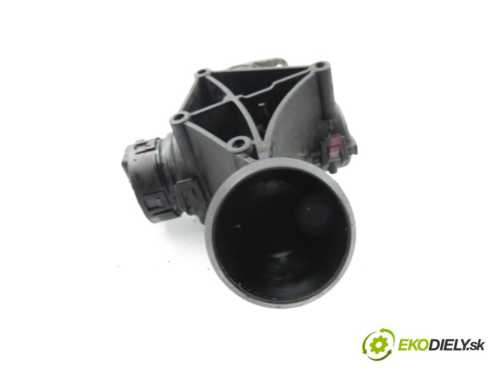 PEUGEOT EXPERT Skrzynia (VF3A_, VF3U_, VF3X_) FURGON 2008 66,00 1.6 HDi 90 16V - 9HU (DV6UTED4) 1560,00 Škrtiaca klapka 25365223 ; 25365222 (Škrtiaca klapka)