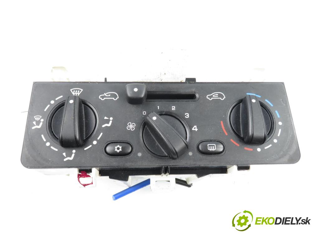 CITROEN C3 I (FC_) HB 2003 44,00 1.1 i - HFX (TU1A) 1124,00 Panel topení KLIMATIZACE: F664479W