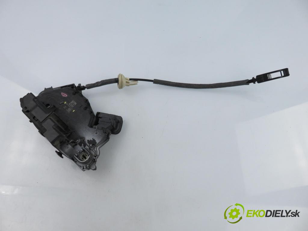 VW GOLF VII (5G1, BQ1, BE1, BE2) HB 2014 77,00 1.6 TDI - CLHA 1598,00 zámok B5A5TB837015A ; 5TB837015A