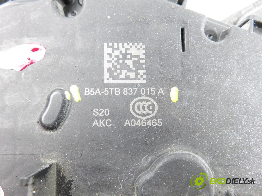 VW GOLF VII (5G1, BQ1, BE1, BE2) HB 2014 77,00 1.6 TDI - CLHA 1598,00 zámok B5A5TB837015A ; 5TB837015A