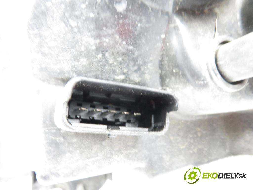 RENAULT CLIO II (BB_, CB_) HB 2004 47,00 1.5 dCi (B/CB3M) - K9K 740 1461,00 Svetlo PP
