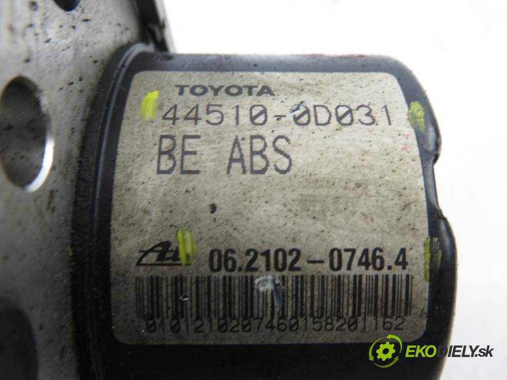 TOYOTA YARIS (_P9_) HB 2008 51,00 1.0 VVT-i (KSP90_) - 1KR-FE 998,00 Pumpa ABS 895410D040 ; 06210907463 ; 06210207464 (Pumpa ABS)