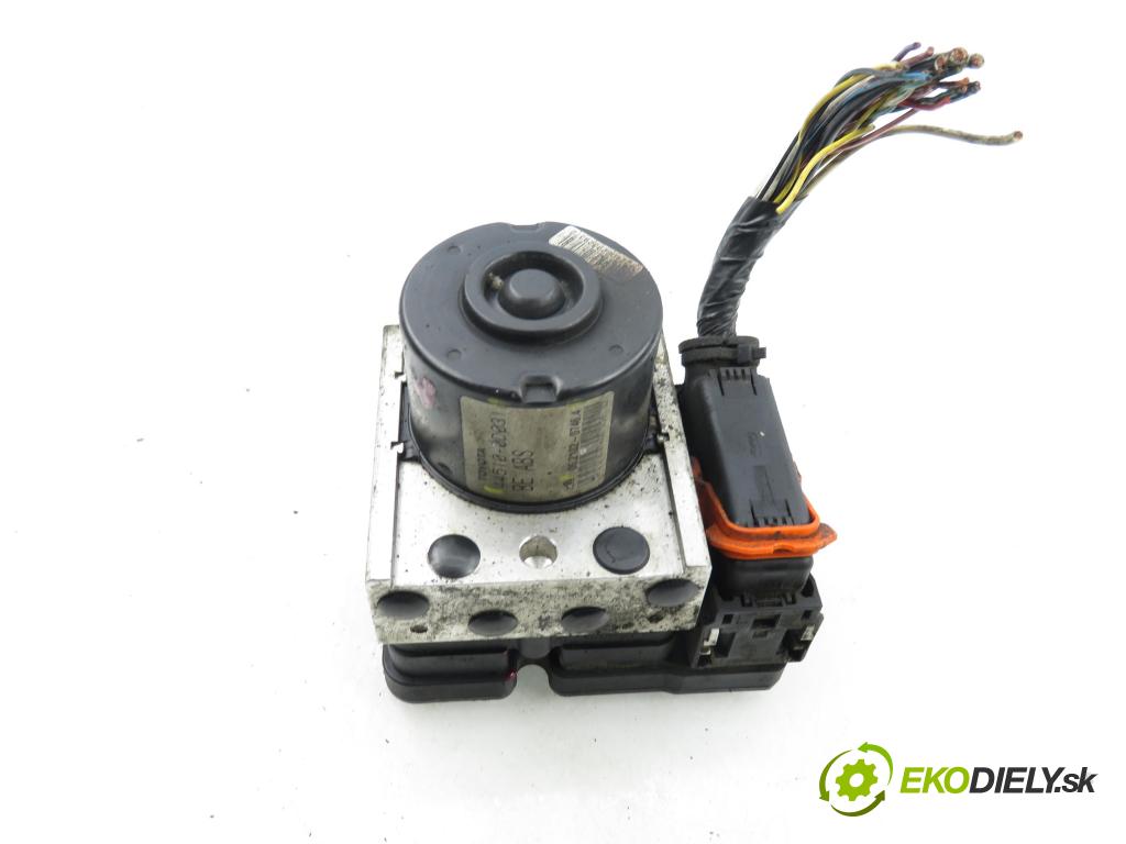 TOYOTA YARIS (_P9_) HB 2008 51,00 1.0 VVT-i (KSP90_) - 1KR-FE 998,00 Pumpa ABS 895410D040 ; 06210907463 ; 06210207464 (Pumpa ABS)