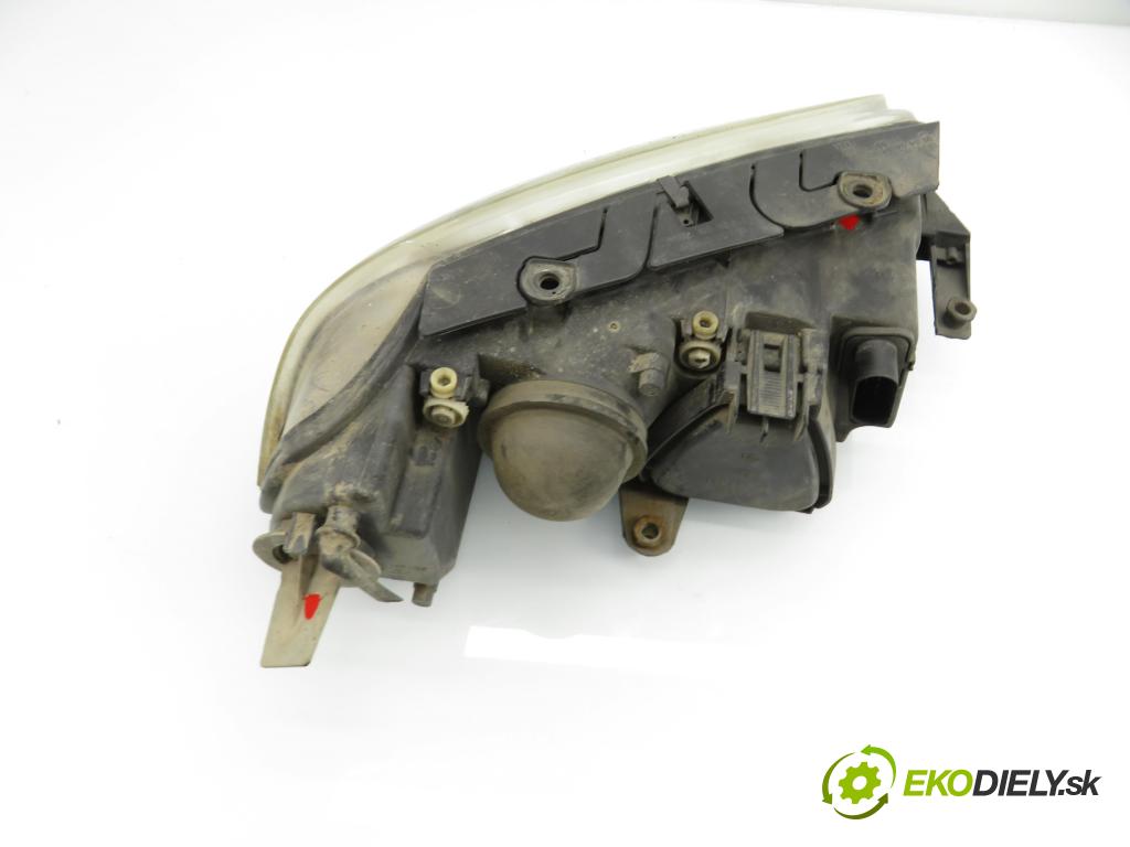 VW PASSAT B5.5 Variant (3B6) KOMBI 2001 96,00 1.9 TDI - AWX 1896,00 světlo LP