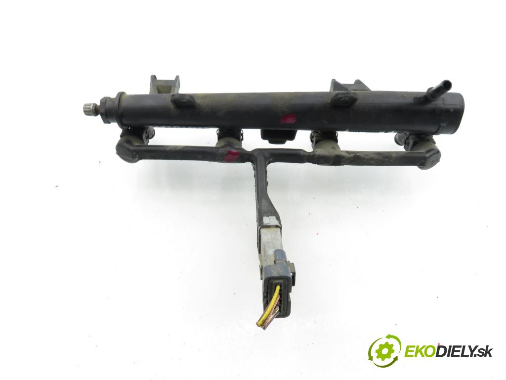 CITROEN C3 I (FC_) HB 2003 44,00 1.1 i - HFX (TU1A) 1124,00 Lišta vstrekovacia 01F002A ; 9628982980 ; 9628982980D (Vstrekovacia lišta)
