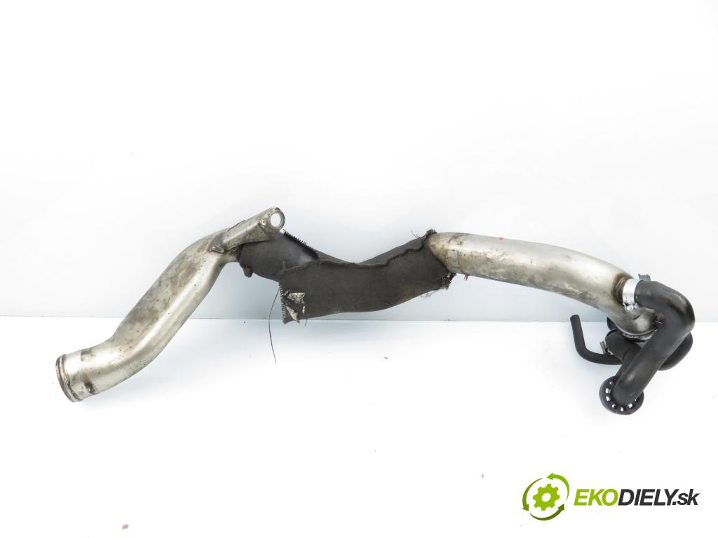 AUDI A3 (8L1) HB 2001 110,00 1.8 T - AGU 1781,00 Rúra intercoolera turba 06A145894