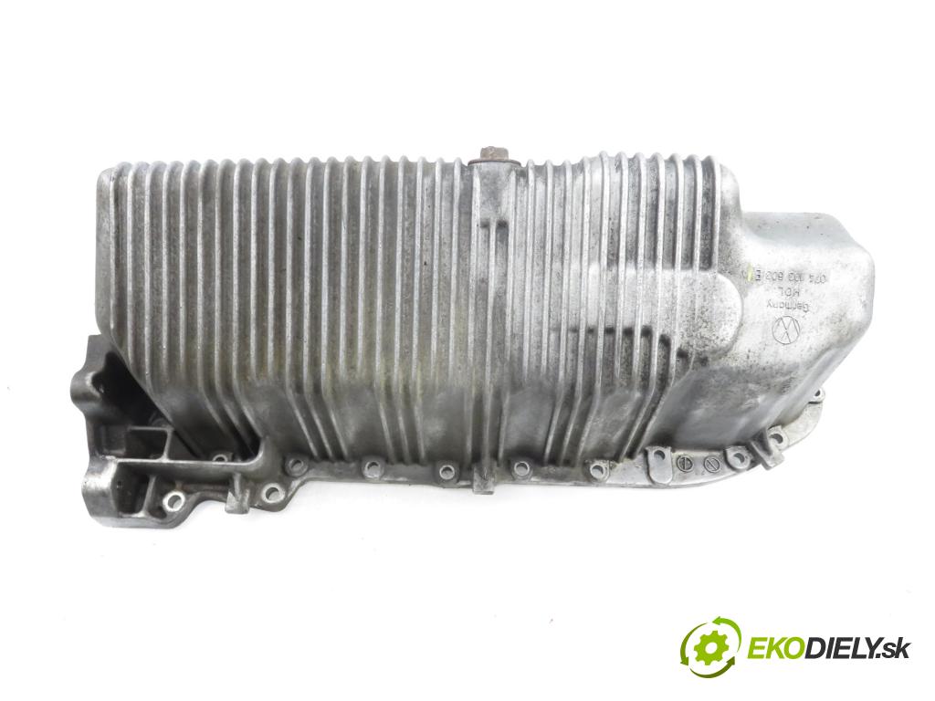 VW TRANSPORTER IV Platforma / podwozie (70E, 70L, 70M, 7DE, 7DL KABINA/PLATFORMA 1993 57,00 2.4 D - AAB 2370,00 Vaňa olejová 074103603E (Olejová vaňa)