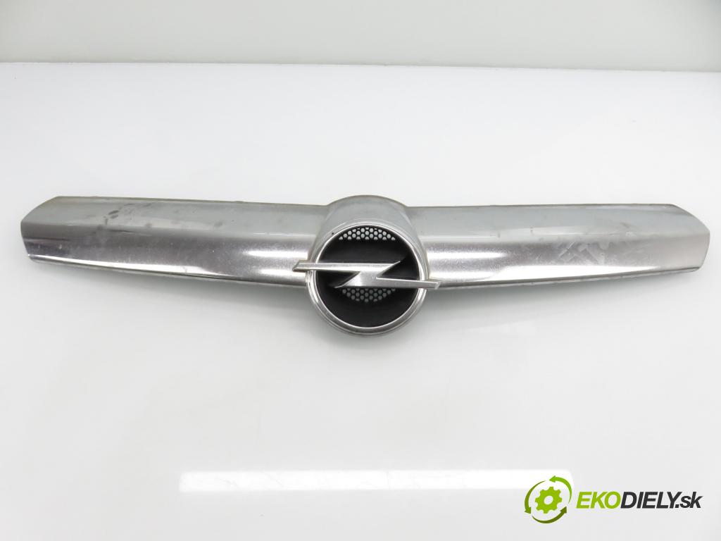 OPEL CORSA D (S07) HB 2007 55,00 1.3 CDTI - Z 13 DTJ 1248,00 Mriežka / maska 13223226