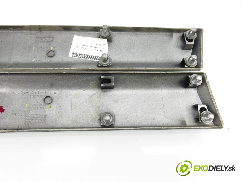 CITROEN XSARA (N1) HB 2001 120,00 2.0 16V - RFS (XU10J4RS) 1998,00 Lišta Dvere dolná LT 9639769077 ; 9639769277 ; 9639768677