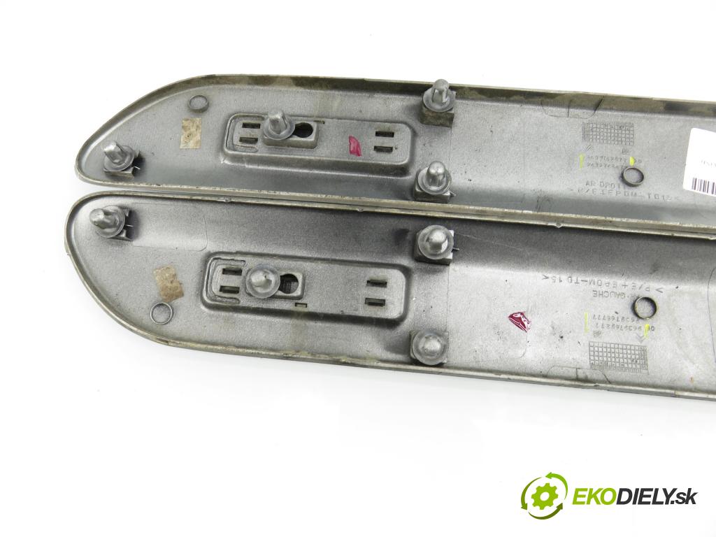 CITROEN XSARA (N1) HB 2001 120,00 2.0 16V - RFS (XU10J4RS) 1998,00 Lišta Dvere dolná LT 9639769077 ; 9639769277 ; 9639768677