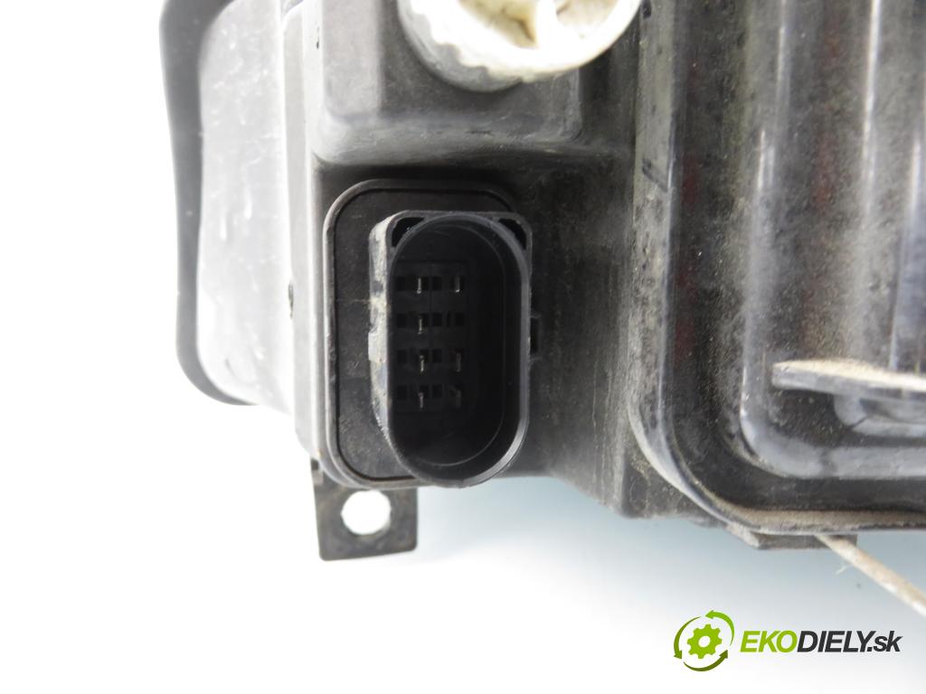 SEAT TOLEDO II (1M2) SEDAN 2001 74,00 1.6 - AKL 1595,00 světlo PP 1M1941002B ; 67742701