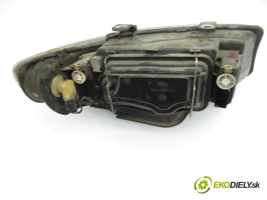 SEAT TOLEDO II (1M2) SEDAN 2001 74,00 1.6 - AKL 1595,00 Svetlo LP 1M1941001B ; 67742691