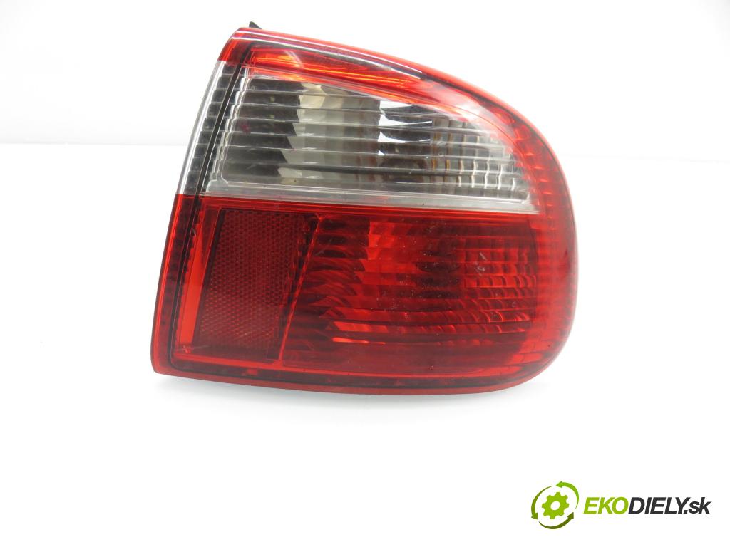 SEAT TOLEDO II (1M2) SEDAN 2001 74,00 1.6 - AKL 1595,00 Svetlo pravé zadné 1M5945096B