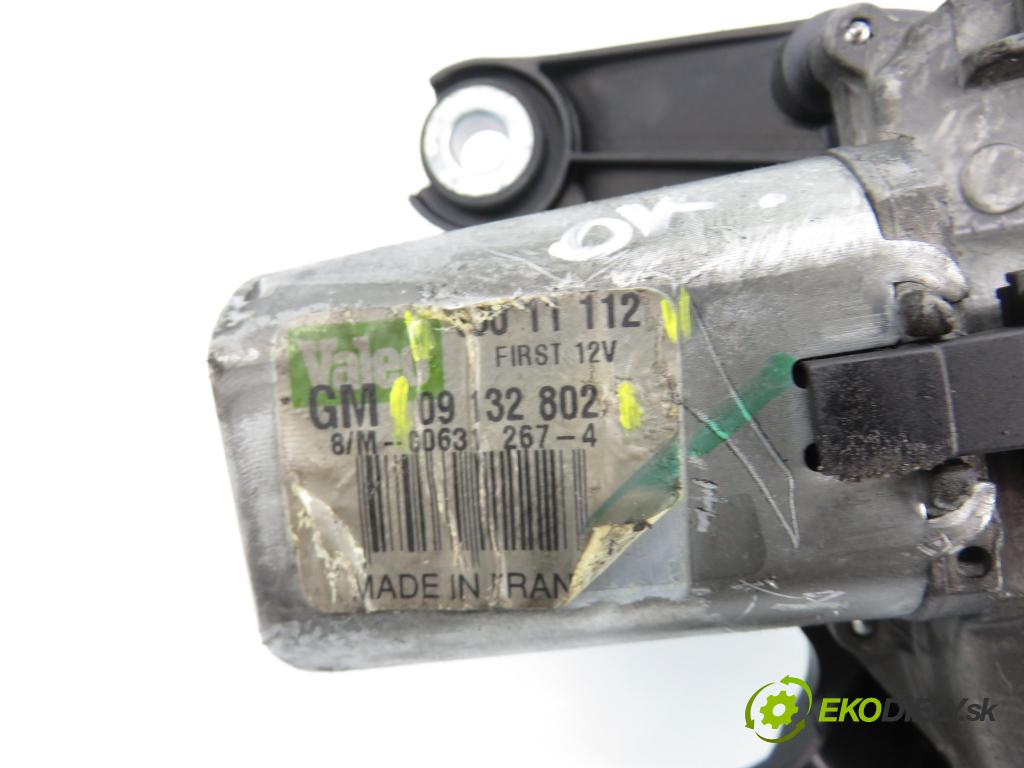 OPEL MERIVA A nadwozie wielkoprzestrzenne (MPV) (X03) MINIVAN 2004 74,00 1.7 CDTI 100 - Z 17 DTH 1686,00 Motorček stierače zadné 09132802 ; 53011112