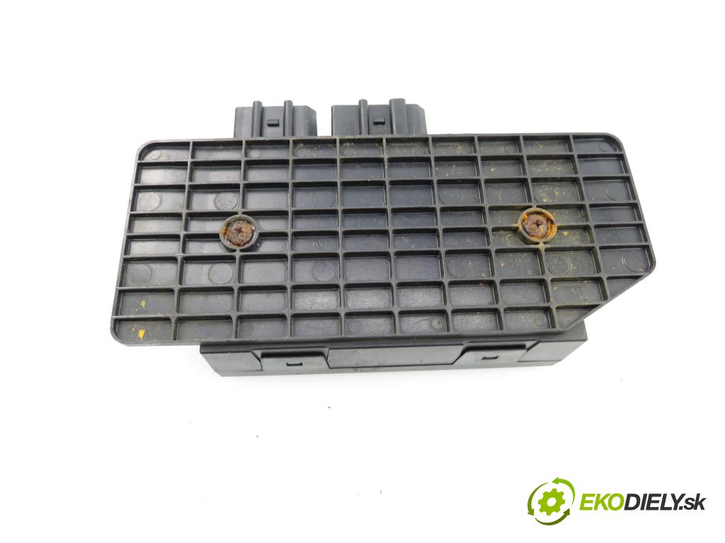 VW PASSAT B5.5 Variant (3B6) KOMBI 2003 96,00 1.9 TDI PD 130 - AVF 1896,00 MODUL komfortu 1C0959799B STAN ; 5DK00821400