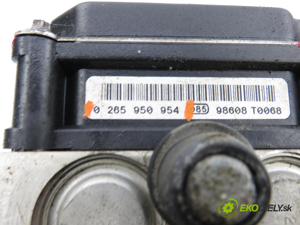 OPEL MERIVA A nadwozie wielkoprzestrzenne (MPV) (X03) MINIVAN 2009 66,00 1.4 16V Twinport - Z 14 XEP 1364,00 Pumpa ABS 0265950954 ; 0265234694 ; 13276464 (Pumpa ABS)