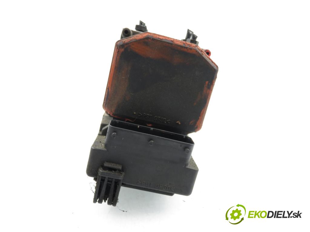 AUDI A4 Avant (8D5, B5) KOMBI 2001 85,00 1.9 TDI - AJM 1896,00 Pumpa ABS 0273004573 ; 0265220621 ; 3B0614111 (Pumpa ABS)