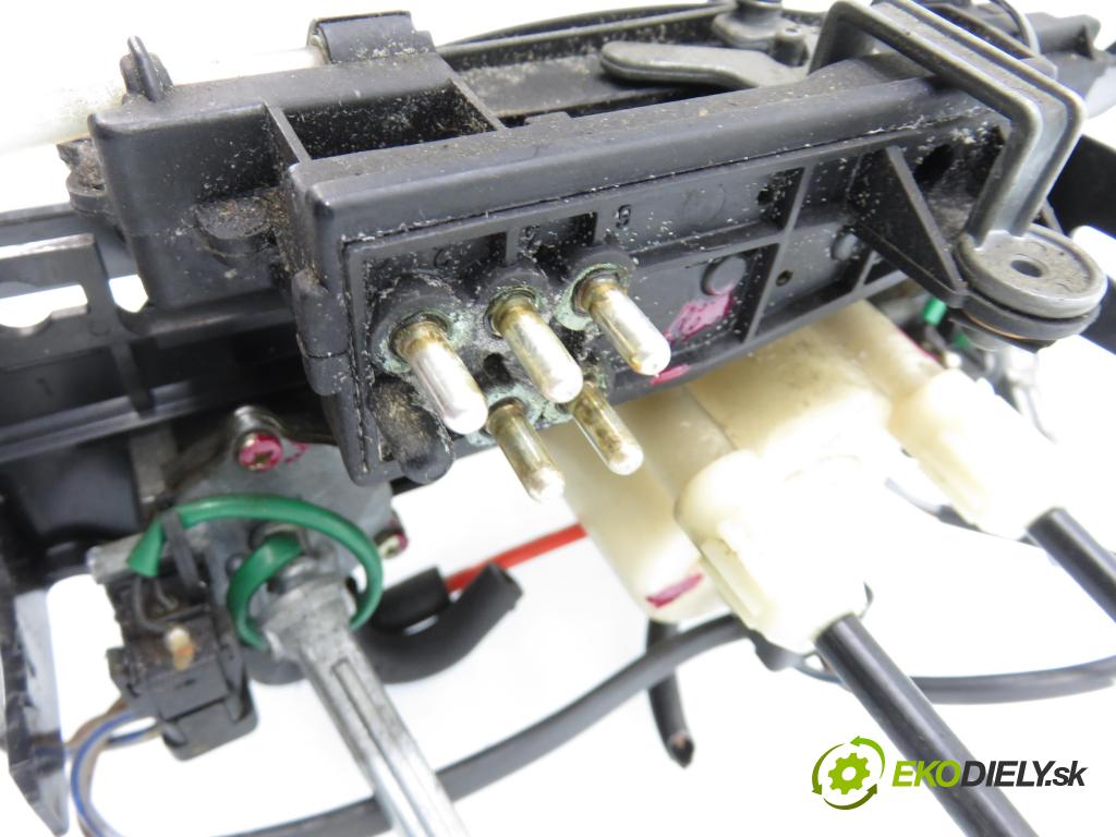 MERCEDES-BENZ 190 (W201) SEDAN 1984 54,00 190 D (201.122) - OM 601.921 2197,00 Panel kúrenia