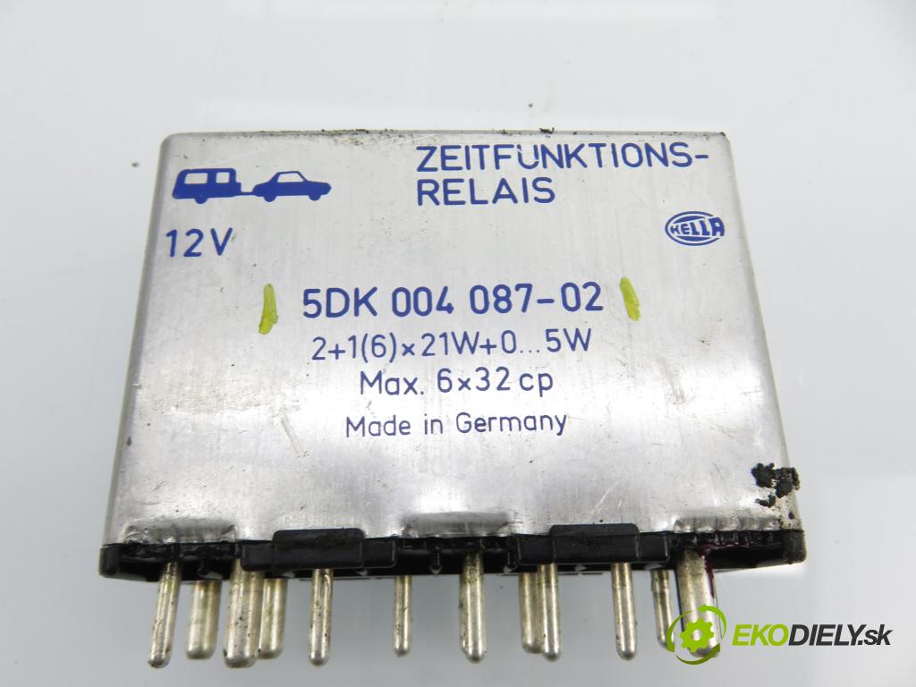 MERCEDES-BENZ 190 (W201) SEDAN 1984 54,00 190 D (201.122) - OM 601.921 2197,00 Riadiaca jednotka ťažného oka 5DK00408702