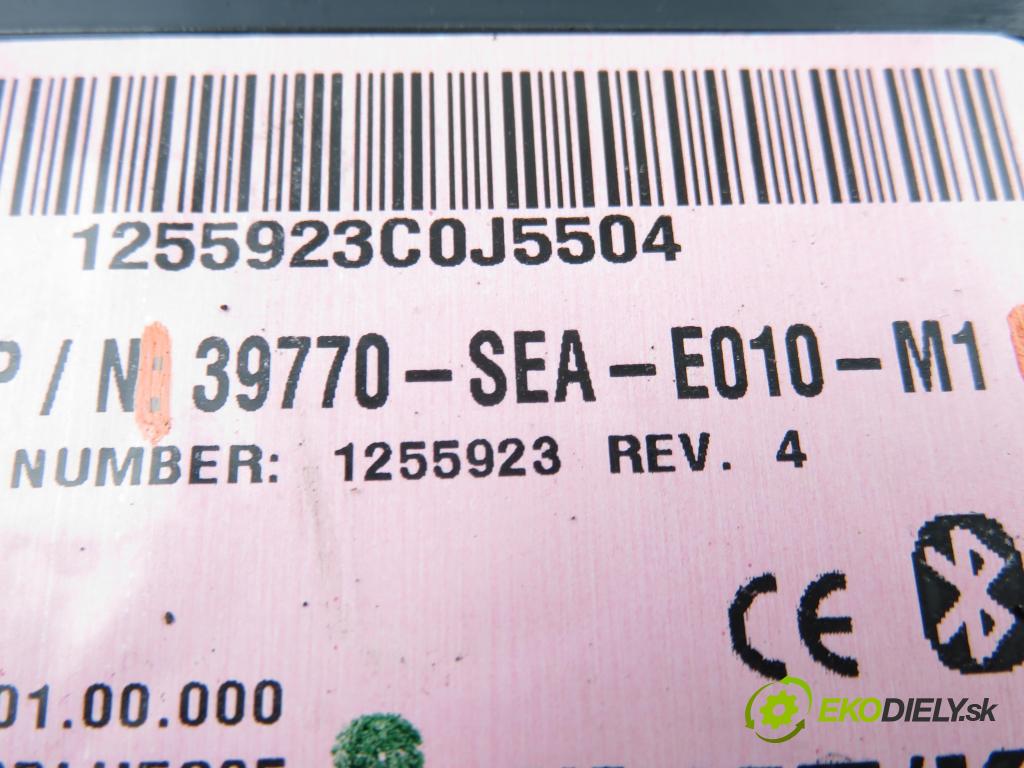 HONDA ACCORD VII Tourer (CM, CN) KOMBI 2006 103,00 2.2 i-CTDi (CN2) - N22A1 2204,00 MODUL BLUETOOTH 39770SEAE010M1
