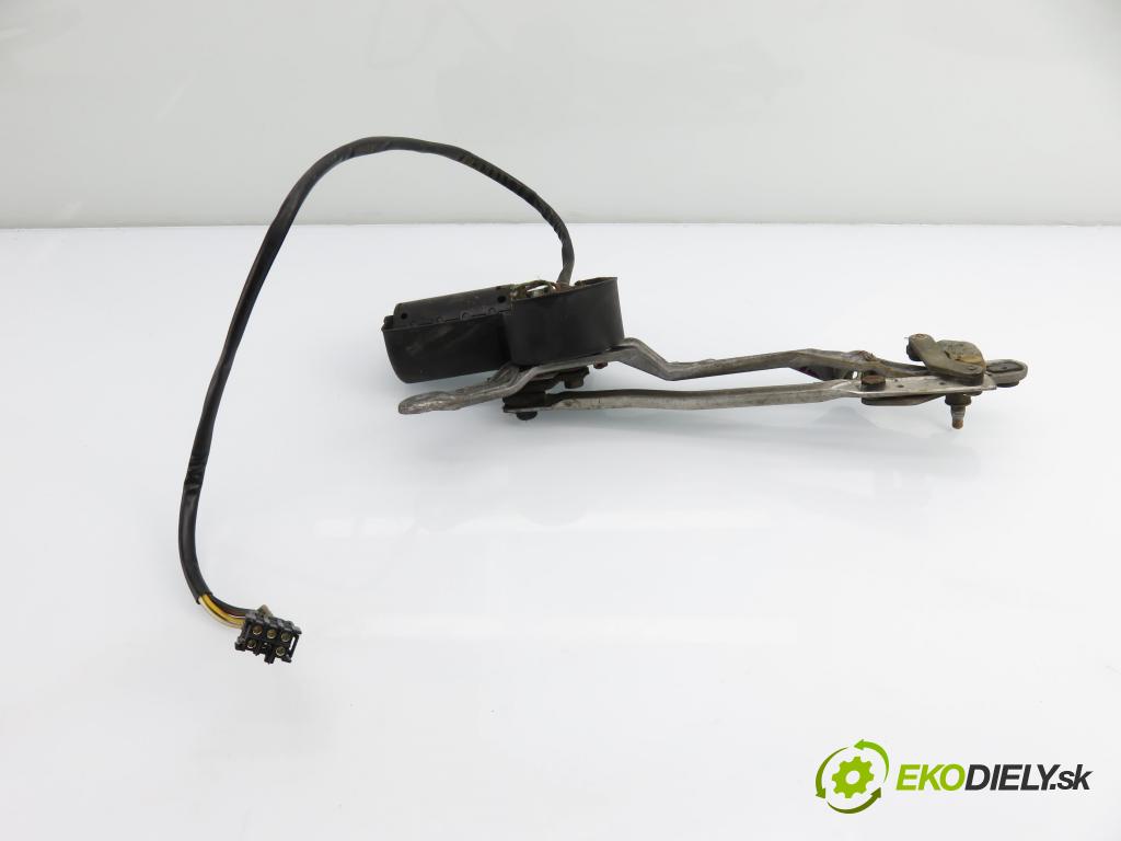 MERCEDES-BENZ 190 (W201) SEDAN 1984 54,00 190 D (201.122) - OM 601.921 2197,00 MECHANISMUS/ motorek stěračů 0390241302