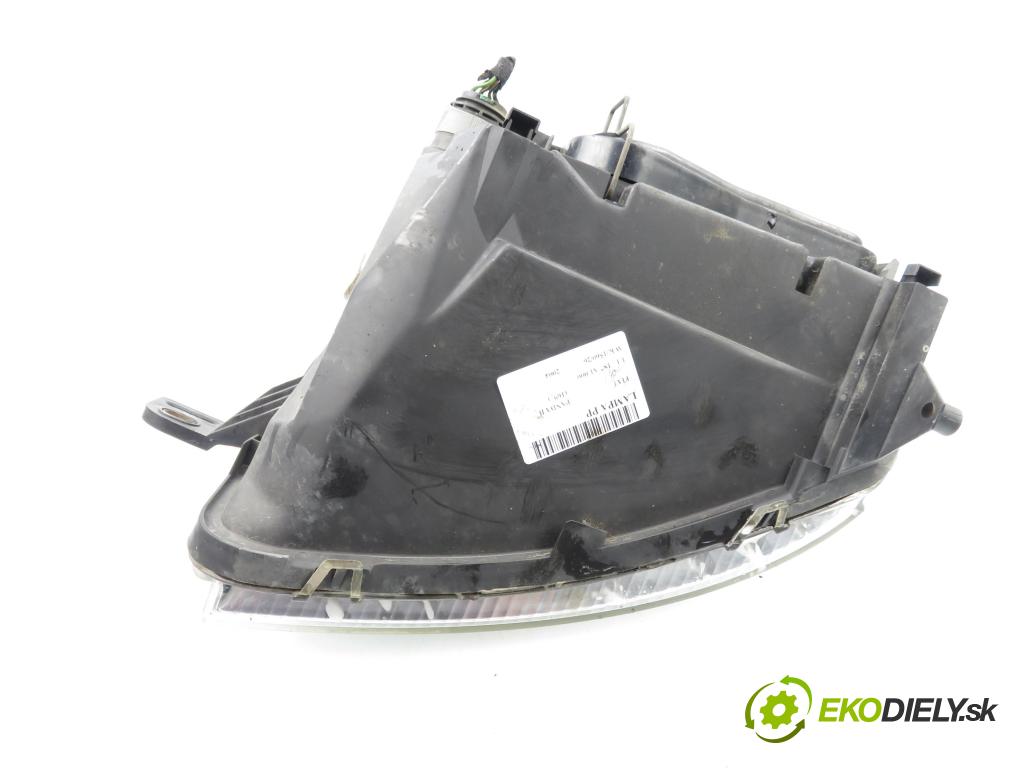 FIAT PANDA (169_) HB 2004 40,00 1.1 54 - 187 A1.000 1108,00 Svetlo PP