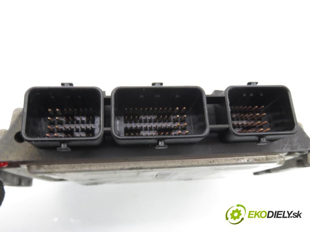 PEUGEOT PARTNER Skrzynia FURGON 2008 66,00 1.6 HDi 16V - 9HX (DV6AUTED4) 1560,00 Riadiaca jednotka Motor 0281013871 ; 9664618080