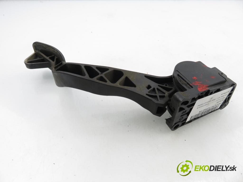 PEUGEOT PARTNER Skrzynia FURGON 2008 66,00 1.6 HDi 16V - 9HX (DV6AUTED4) 1560,00 Potenciometer plynu 0280755117 ; 9684834480 (Potenciometer plynového pedálu)