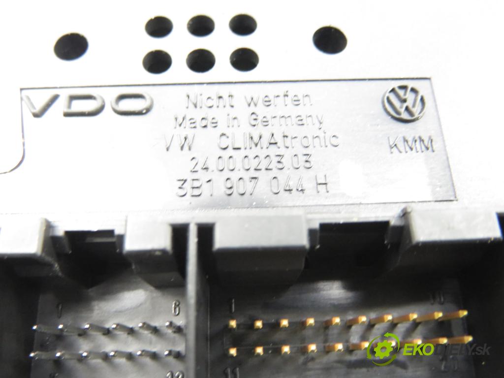 VW PASSAT B5.5 Variant (3B6) KOMBI 2001 96,00 1.9 TDI PD 130 - AVF 1896,00 Panel kúrenia KLIMATRONIK 3B1907044H