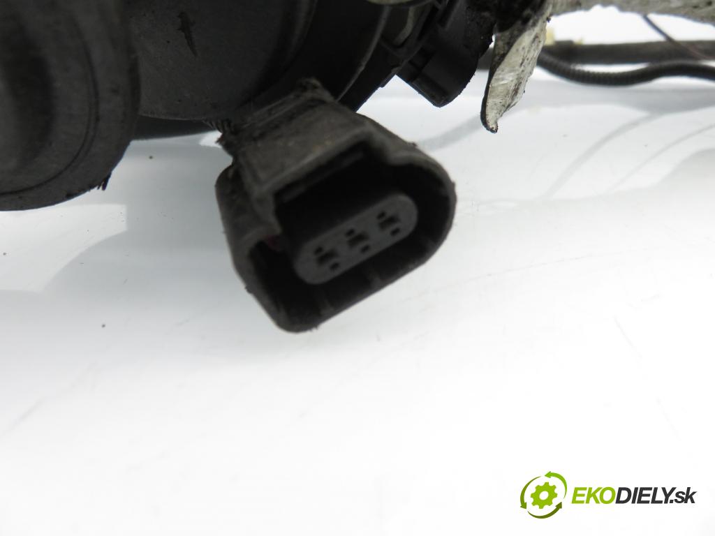 VW TOURAN (1T3) MINIVAN 2010 77,00 1.6 TDI - CAYC 1598,00 Riadenie ZE riadením 1T1423050A