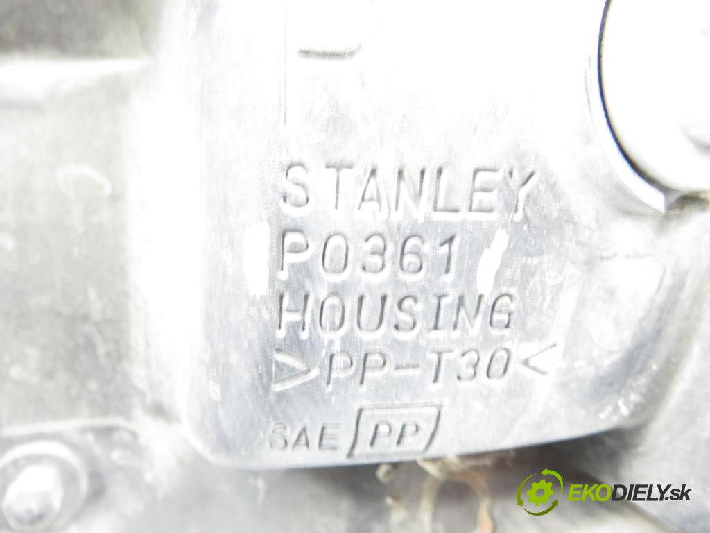 SUZUKI IGNIS (FH) HB 2001 61,00 1.3 4WD (RG413) - M13A 1328,00 Svetlo PP P0361