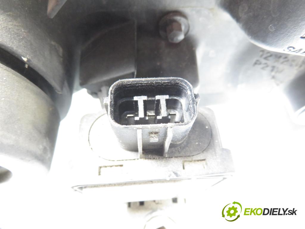 SUZUKI IGNIS (FH) HB 2001 61,00 1.3 4WD (RG413) - M13A 1328,00 Svetlo PP P0361