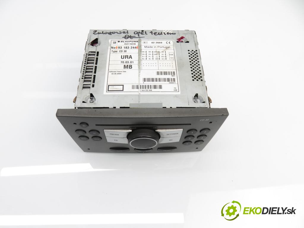 OPEL CORSA C (X01) HB 2004 74,00 1.7 CDTI - Z 17 DTH 1686,00 RADIO CD 93183244