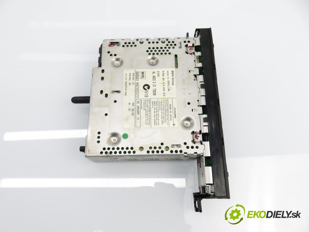 BMW 3 Compact (E46) HB 2002 85,00 316 ti - N42 B18 A 1796,00 RADIO CD 6919072